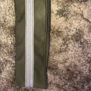 Never worn under armour head band